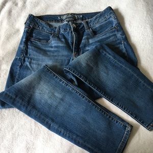 AEO Super Stretch Denim Short Jeggings